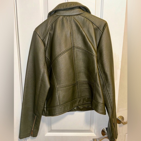 New York & Company Dark Green leather jacket- New never used. Size L - Picture 5 of 7